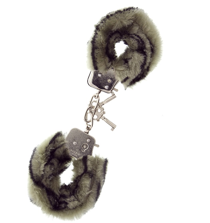 t160029 - Наручники "Zebra Furry Love Cuffs" t160029 - Наручники "Zebra Furry Love Cuffs"