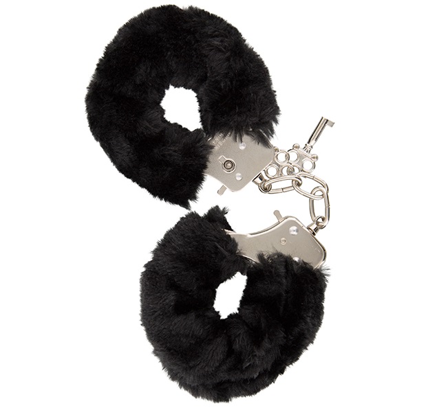 t520052 - Наручники "GP Black Furry Cuffs" t520052 - Наручники "GP Black Furry Cuffs"